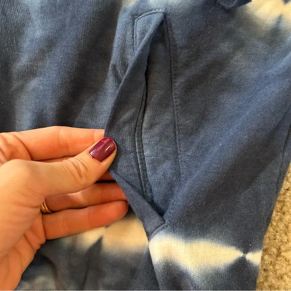 YOUNG, FABULOUS & BROKE Piper Draped Cowl Neck TieDye Hoodie Sweatshirt‎ - Picture 5 of 7